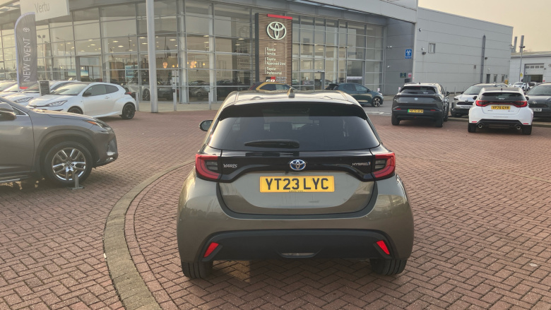 Toyota Yaris 1.5 Hybrid Design 5dr CVT Hybrid Hatchback